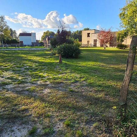 Le Haras De Gus Et Lulu Apartman Guemardieres Kültér fotó